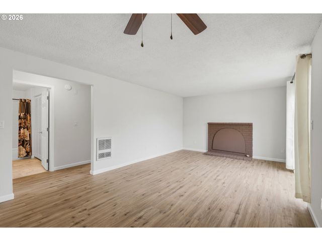 1267 Ne 183RD Ave, Portland, OR 97230