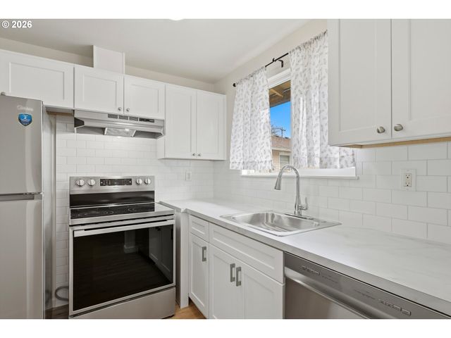 1267 Ne 183RD Ave, Portland, OR 97230