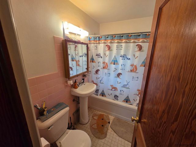 103 E 6TH AVE, Cheyenne, WY 82001