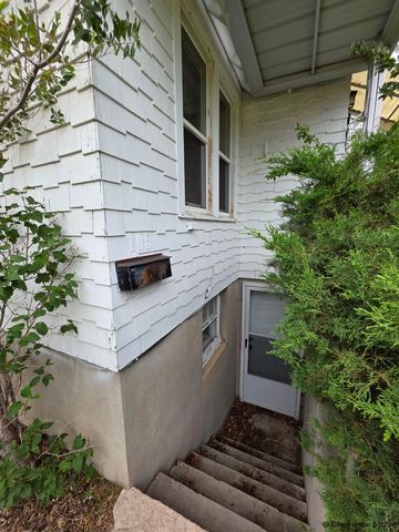 103 E 6TH AVE, Cheyenne, WY 82001