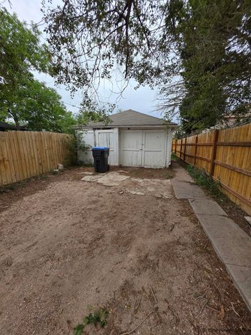103 E 6TH AVE, Cheyenne, WY 82001