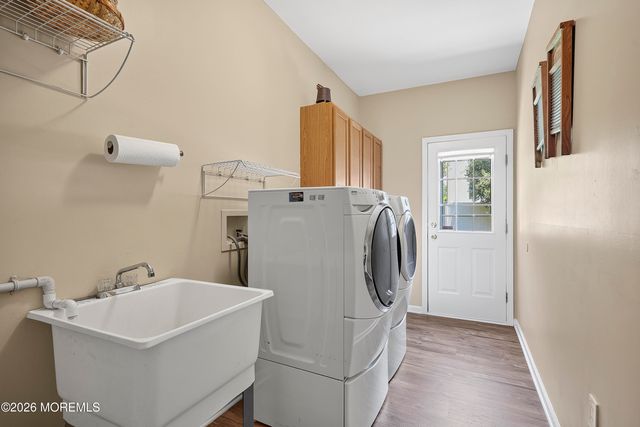 407 Vassar Drive, Freehold, NJ 07728