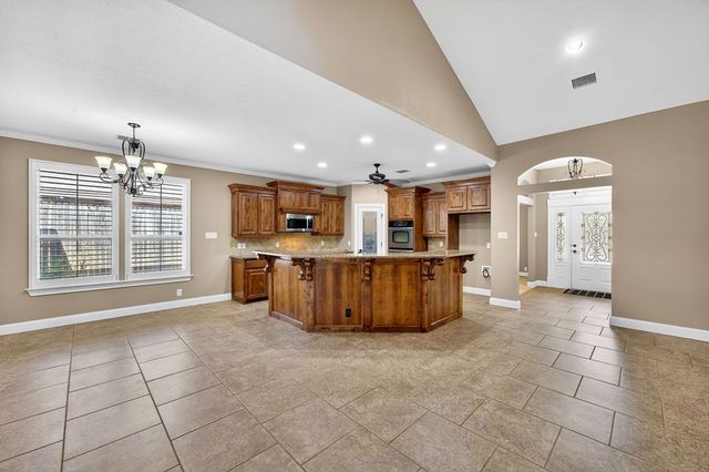 1003 Almont Place, Midland, TX 79705