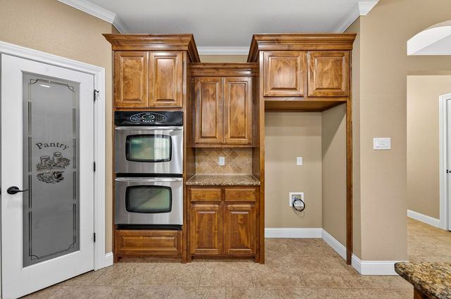 1003 Almont Place, Midland, TX 79705