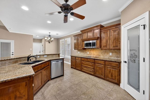 1003 Almont Place, Midland, TX 79705