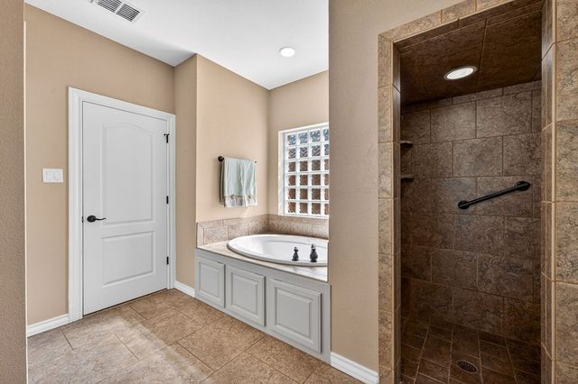 1003 Almont Place, Midland, TX 79705