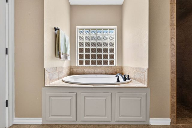 1003 Almont Place, Midland, TX 79705