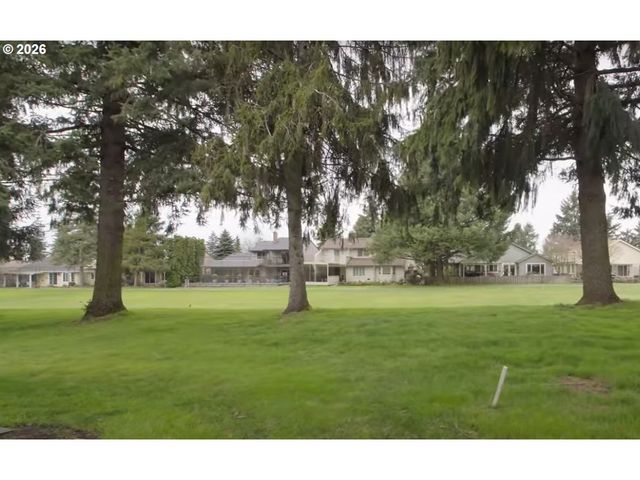 2512 Se BAYPOINT Dr 37, Vancouver, WA 98683