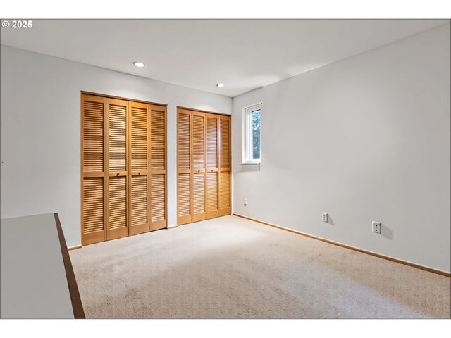 2512 Se BAYPOINT Dr 37, Vancouver, WA 98683