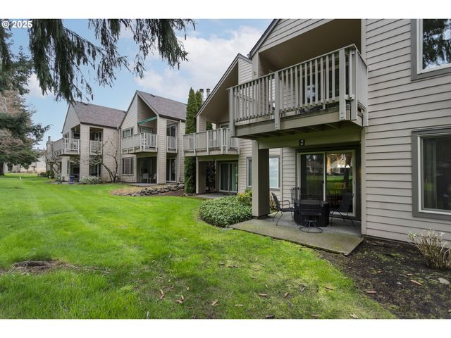 2512 Se BAYPOINT Dr 37, Vancouver, WA 98683