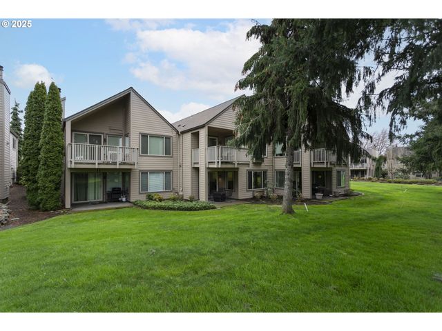 2512 Se BAYPOINT Dr 37, Vancouver, WA 98683