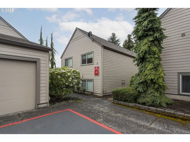 2512 Se BAYPOINT Dr 37, Vancouver, WA 98683