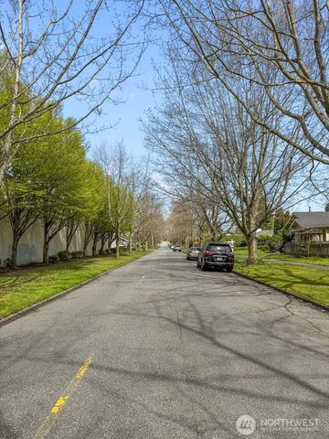 1721 McDougall Avenue, Everett, WA 98201