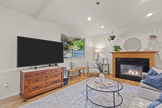 1721 McDougall Avenue, Everett, WA 98201
