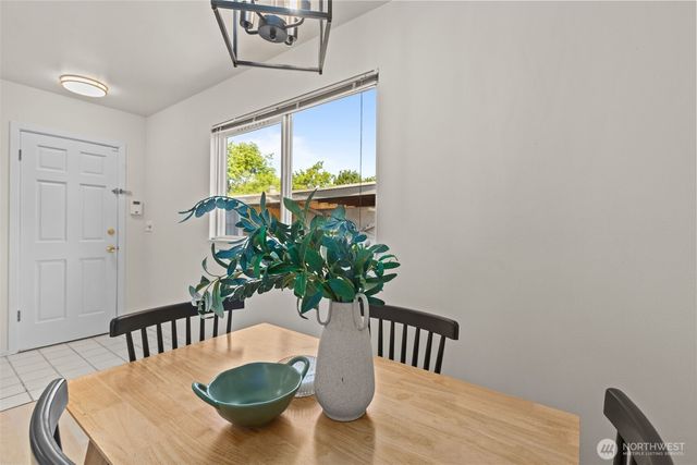 1721 McDougall Avenue, Everett, WA 98201