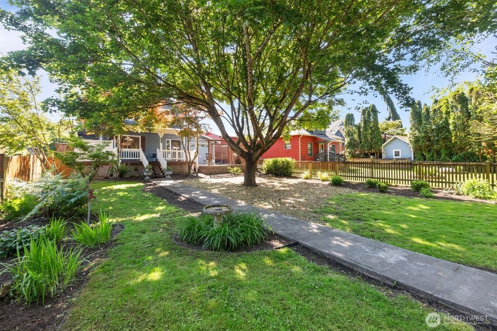 1721 McDougall Avenue, Everett, WA 98201