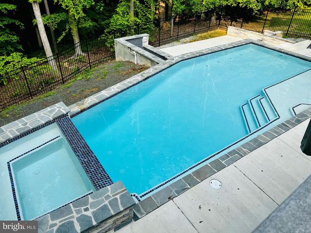 12320 PUTTERS CT, Upper Marlboro, MD 20772