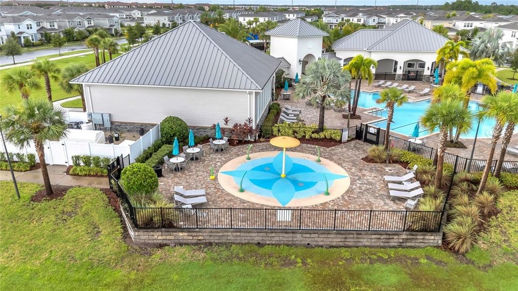 Image 28 of property listing at 14328 SAPELO BEACH DRIVE, Orlando, FL 32827