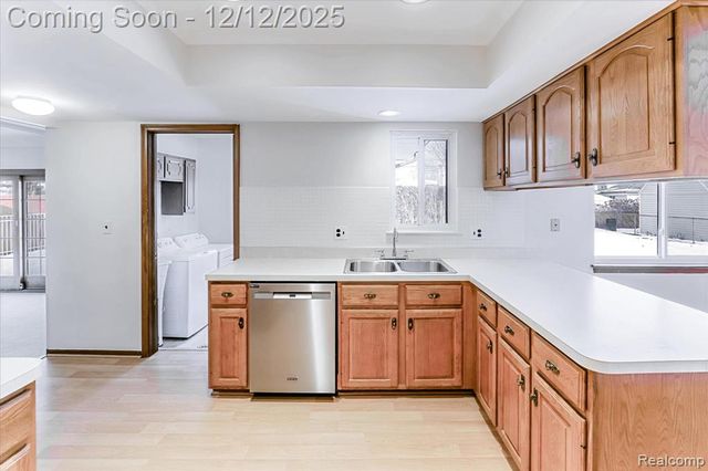 11503 Anna Lisa Drive, Sterling Heights, MI 48312