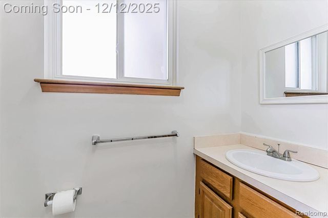 11503 Anna Lisa Drive, Sterling Heights, MI 48312