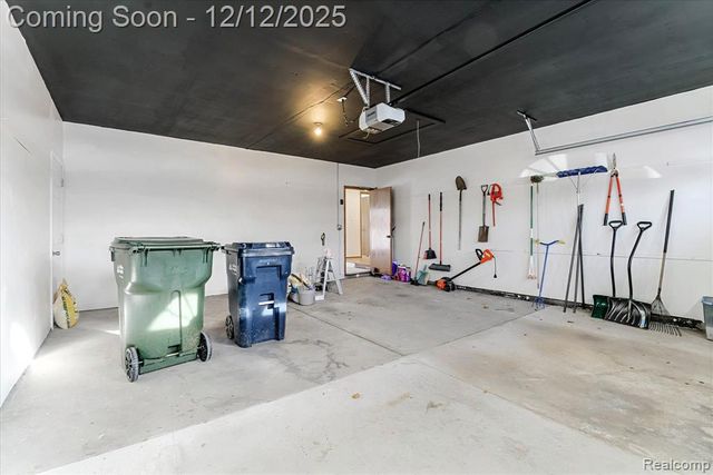 11503 Anna Lisa Drive, Sterling Heights, MI 48312