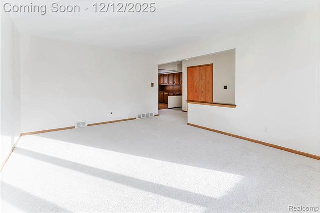 11503 Anna Lisa Drive, Sterling Heights, MI 48312