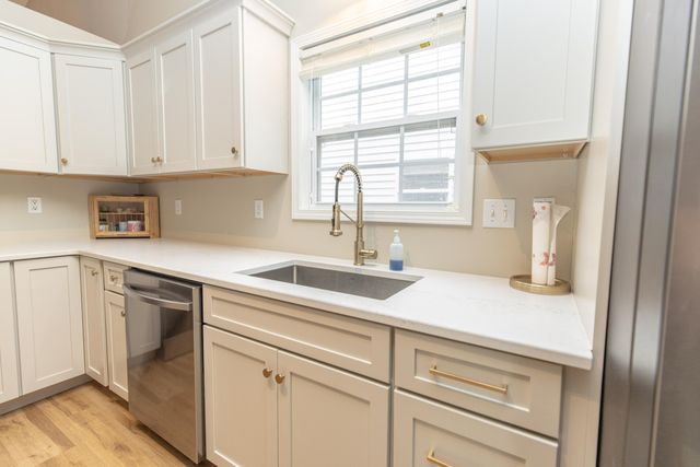 1927 Cory Lane, Chesterton, IN 46304