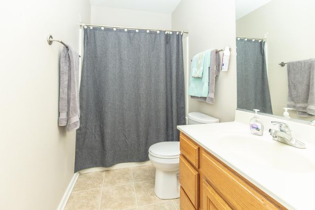 1927 Cory Lane, Chesterton, IN 46304
