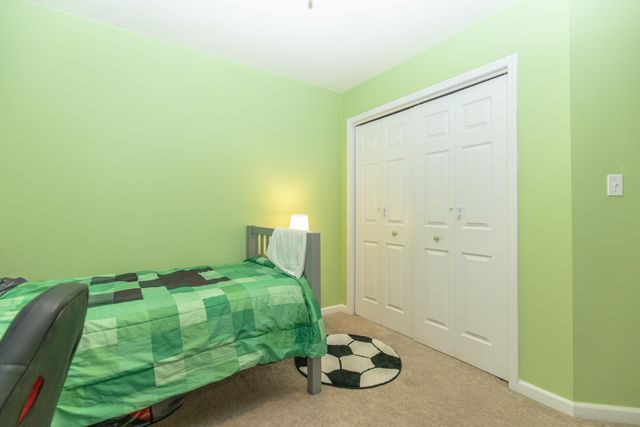 1927 Cory Lane, Chesterton, IN 46304