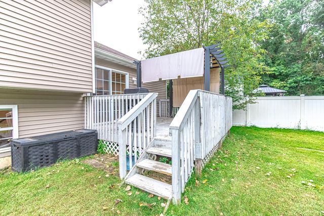 1927 Cory Lane, Chesterton, IN 46304