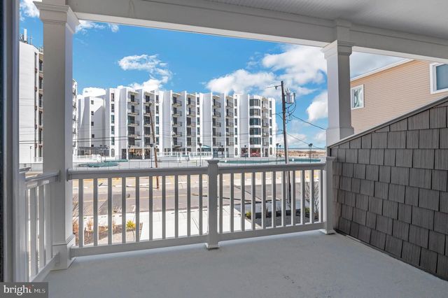 418-420 E FARRAGUT RD #C, Wildwood Crest, NJ 08260