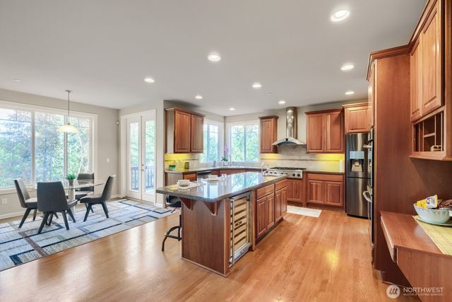 5537 163rd Court NE, Redmond, WA 98052