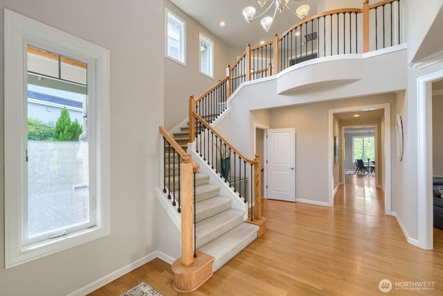 5537 163rd Court NE, Redmond, WA 98052