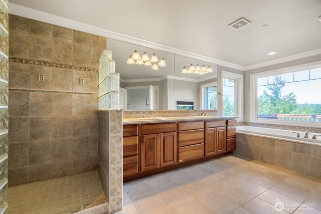 5537 163rd Court NE, Redmond, WA 98052