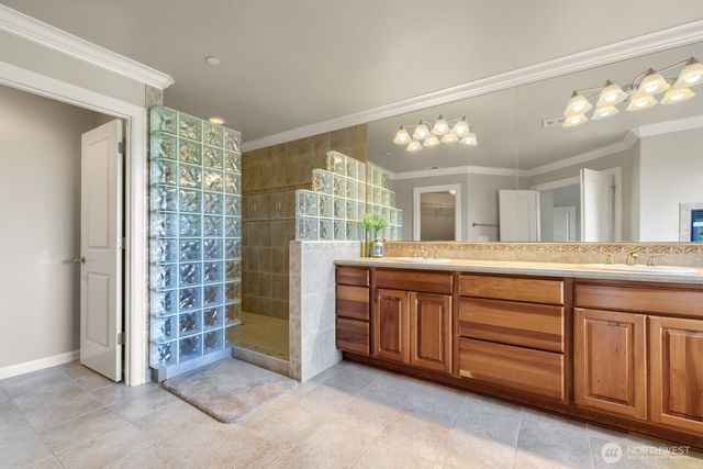 5537 163rd Court NE, Redmond, WA 98052