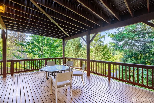 5537 163rd Court NE, Redmond, WA 98052