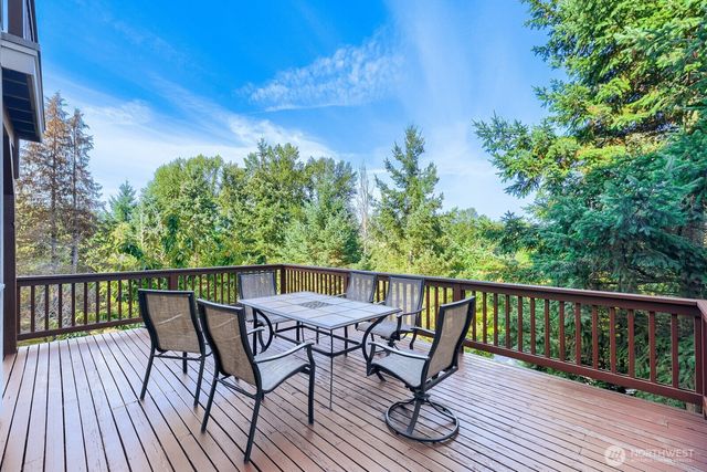 5537 163rd Court NE, Redmond, WA 98052