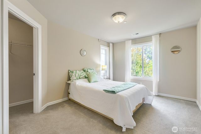 5537 163rd Court NE, Redmond, WA 98052