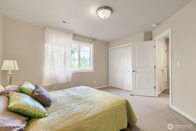5537 163rd Court NE, Redmond, WA 98052