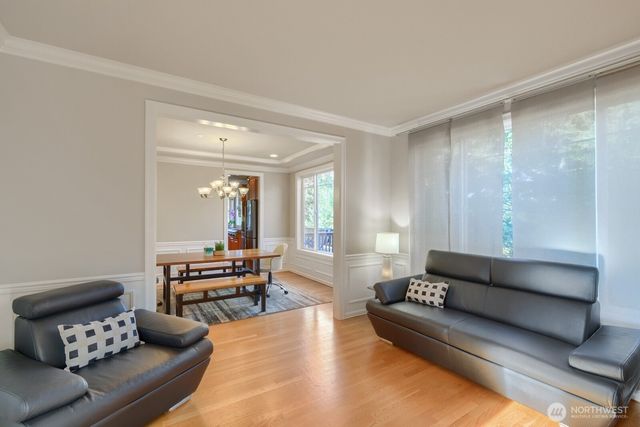 5537 163rd Court NE, Redmond, WA 98052