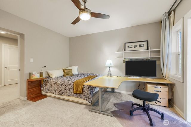 5537 163rd Court NE, Redmond, WA 98052