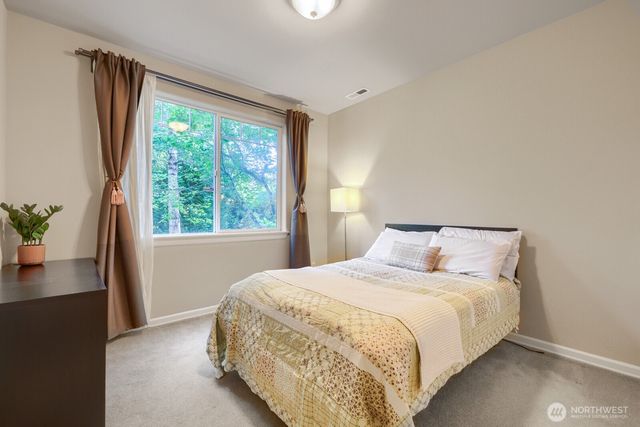 5537 163rd Court NE, Redmond, WA 98052