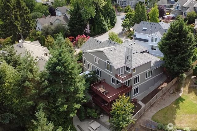 5537 163rd Court NE, Redmond, WA 98052