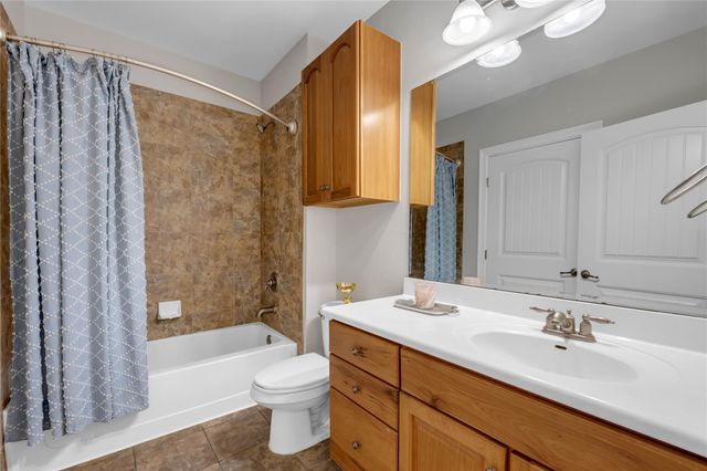 101 West Bank 43, Llano, TX 78657