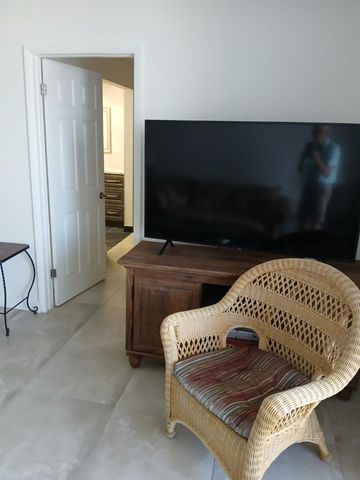 1893 S Ocean Drive 605, Hallandale Beach, FL 33009