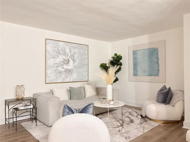 1250 W 37th Street 3, Los Angeles, CA 90007