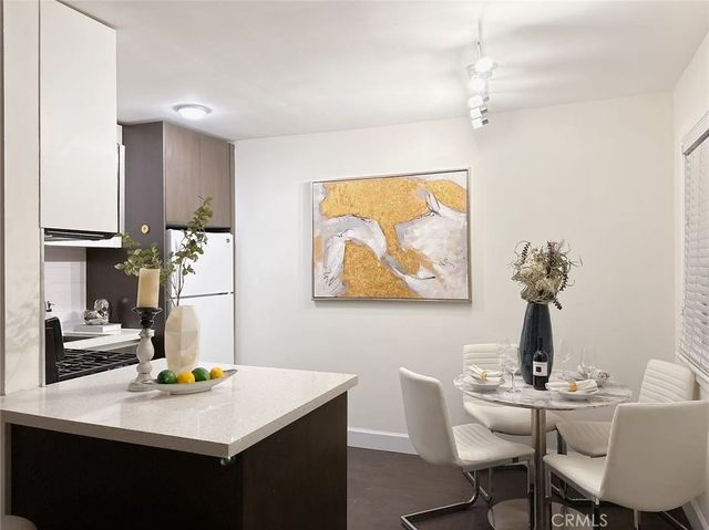 1250 W 37th Street 3, Los Angeles, CA 90007