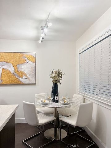 1250 W 37th Street 3, Los Angeles, CA 90007