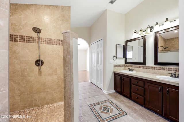 2928 WATERS VIEW Circle, Orange Park, FL 32073