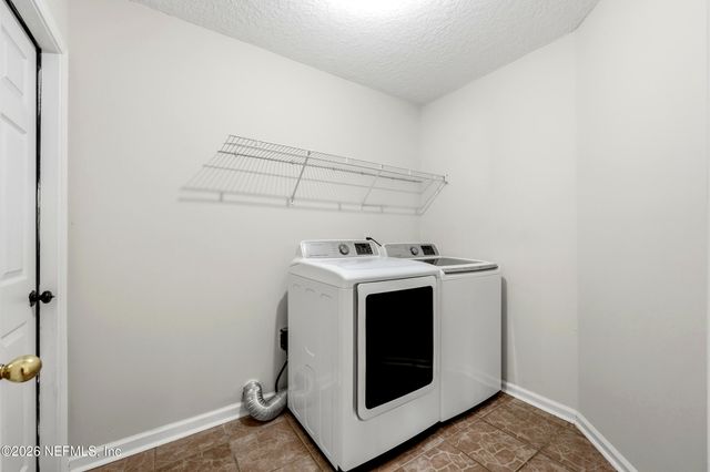 2928 WATERS VIEW Circle, Orange Park, FL 32073